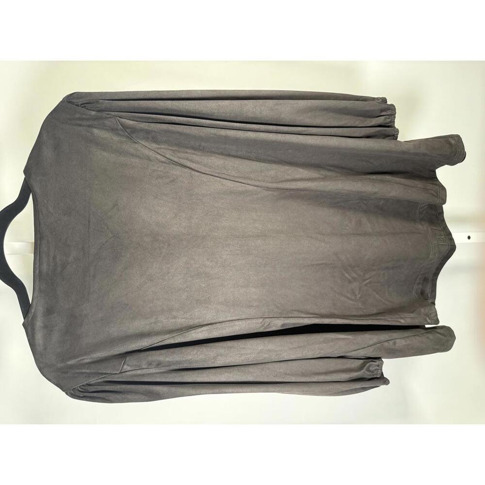 Susan Graver Faux Suede V-Neck Fit & Flare 3/4 Sleeve Top Black Size 2X - Picture 3 of 5